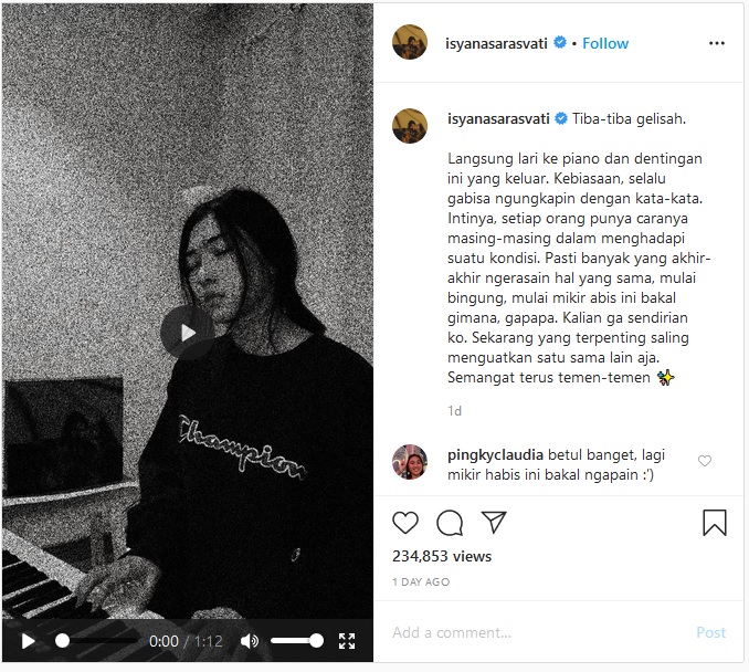 (c) Instagram/isyanasarasvati