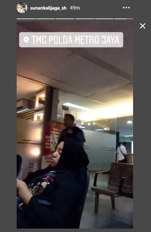 Salma Pakai Hijab