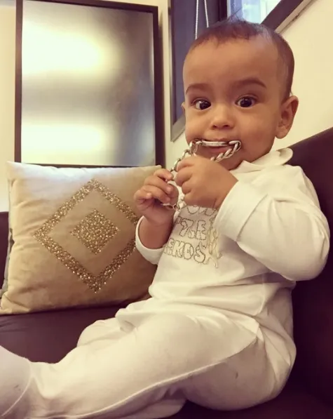 Ahil jadikan gelang Salman jadi mainan ©instagram/arpitakhansharma