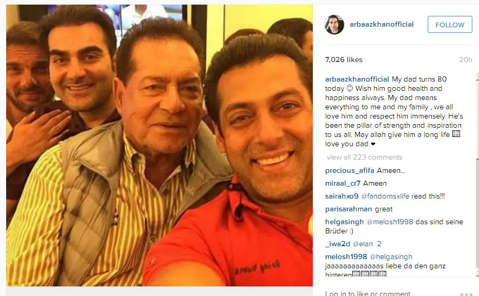 Ini dia aksi selfie Salman bareng ayah dan saudara-saudaranya © Instagram.com/arbaazkhanofficial