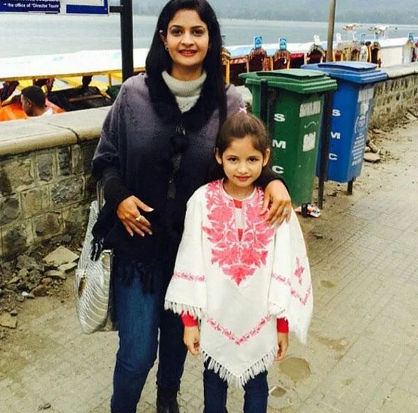 Ini dia Harshali Malhotra dan ibunya, Kajal Malhotra @pinkvilla.com