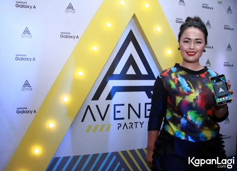Samsung Galaxy A Avenew Party Doc KapanLagi.com / Akrom 
