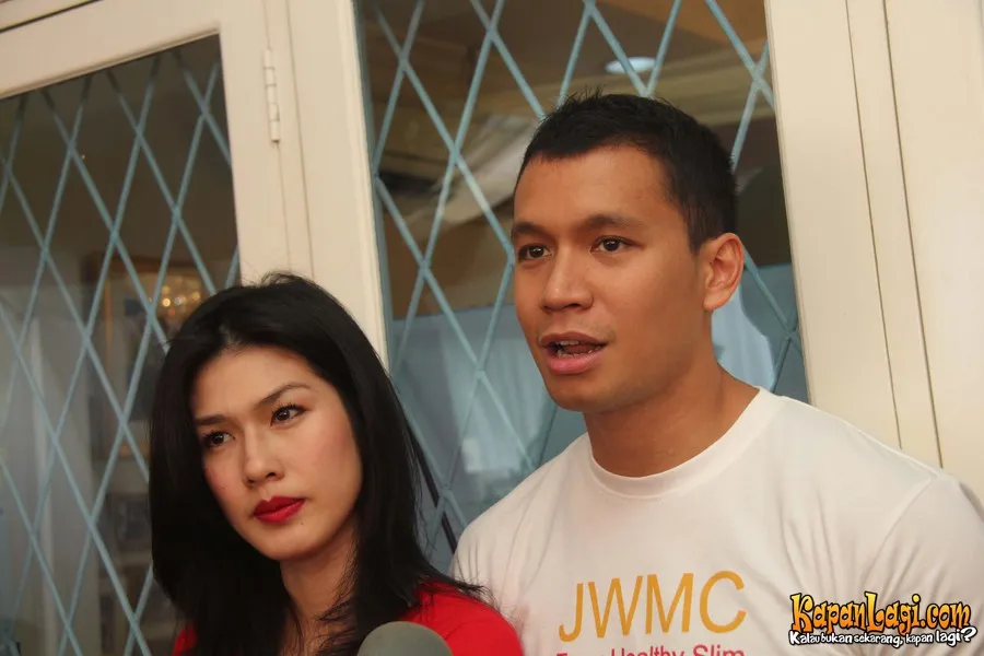 Sammy dan Stevi kompak tak hadir di sidang cerai perdana/©KapanLagi.com®