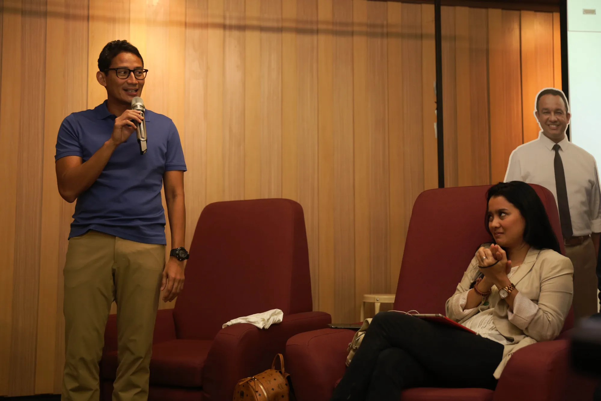 Sandiaga Uno, tak ragu untuk melayangkan pujian atas totalitas Marcella Zalianty untuk memajukan perfilman nasional © KapanLagi.com/Sahal Fadli