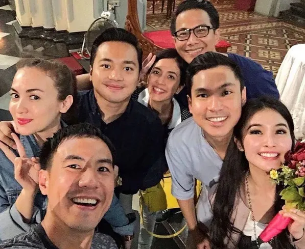 Delon ikut gladi resik pemberkatan pernikahan Sandra © instagram.com/sandradewi88