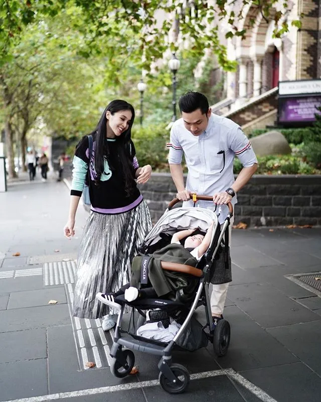 Sandra Dewi, Harvey Moeis dan Raphael Moeis ©instagram.com/sandradewi88