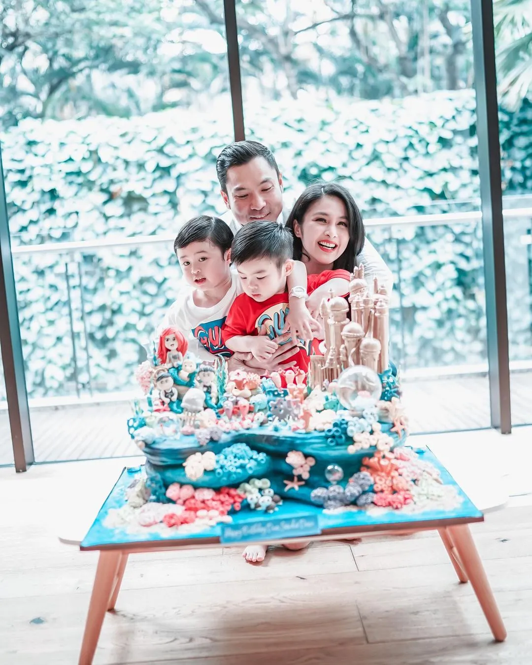 Credit: instagram.com/sandradewi88