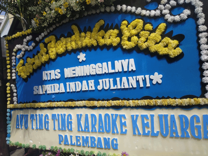 Ayu Ting Ting dekat dengan Saphira Indah © KapanLagi.com/Fikri Alfi Rosyadi