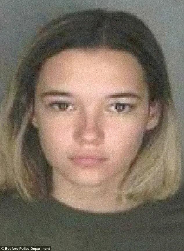 Inilah mugshot Sarah yang menghebohkan dunia © Bedford Police Department