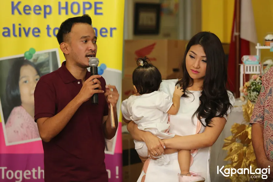 Sarwendah berikan dukungan kepada Ruben Onsu. ©KapanLagi.com/Bayu Herdianto