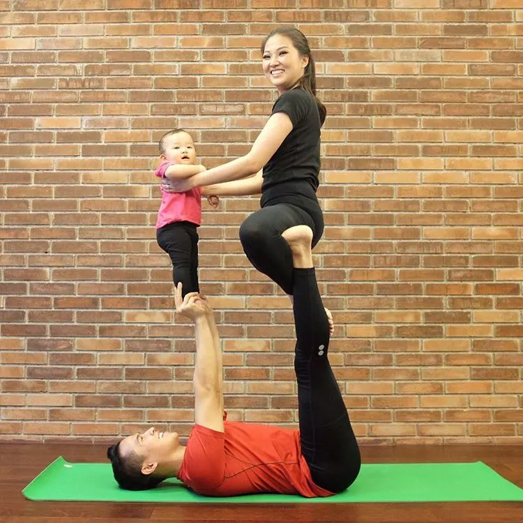 Sarwendah yang sukses yoga bareng Thalia. ©Instagram/sarwendah29