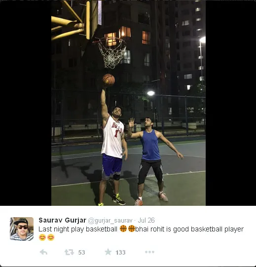 Saat Saurav Gurjat tanding lawan Rohit Bhardwaj, selevel? @twitter.com/gurjar_saurav