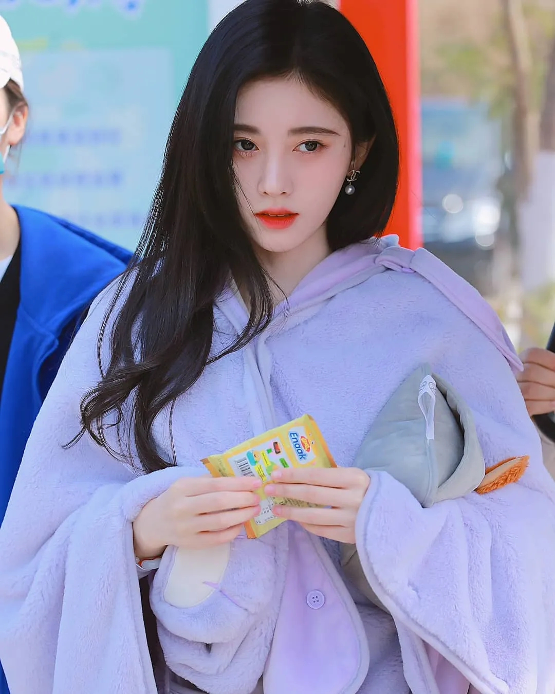 Ju Jing Yi - instagram.com/@ju__jingyi