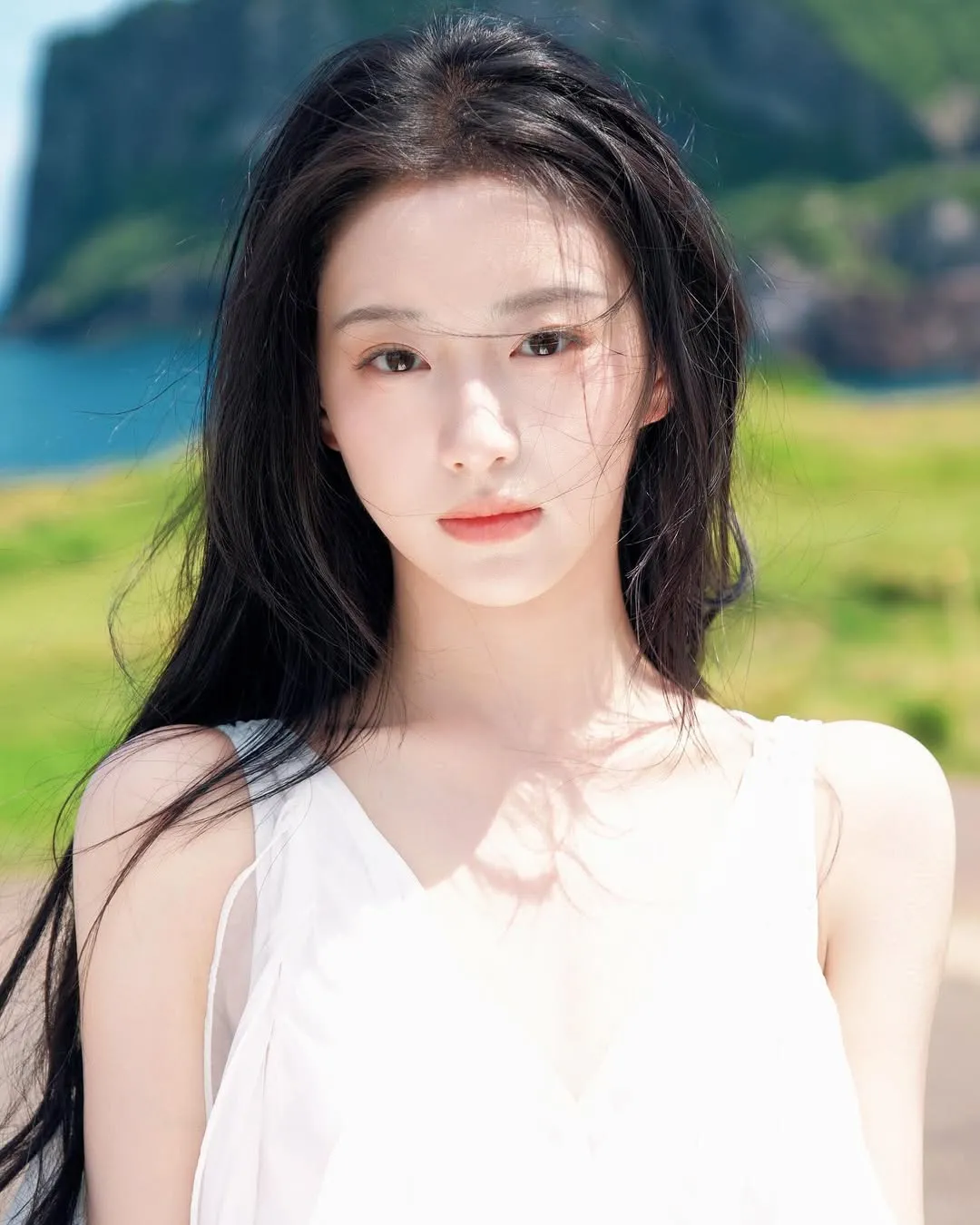 Bao Shang En - instagram.com/@baoshangen.ivy