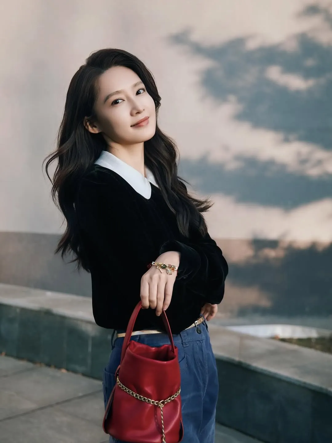 Li Qin - instagram.com/@liqin_qqin