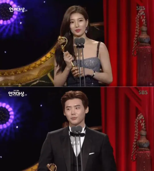 Suzy dan Lee Jong Suk membawa pulang Best Couple Award. © SBS
