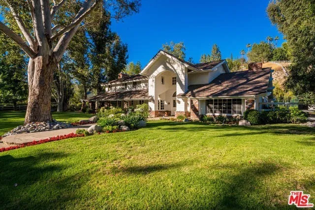 Inilah mansion megah yang akan menjadi tempat tinggal baru Scott © The MLS via TMZ