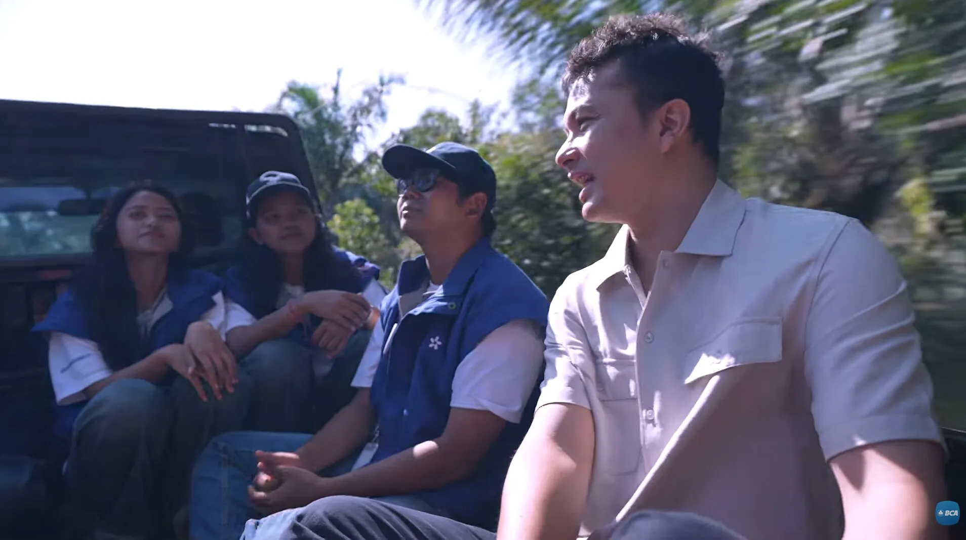 Nicholas Saputra bersama tim Laskar Selasik UGM. (istimewa)