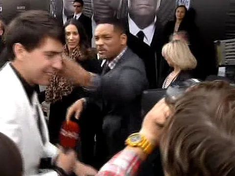Berusaha Cium Will Smith