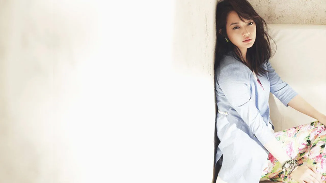 Shin Min Ah (credit: Koogle TV)