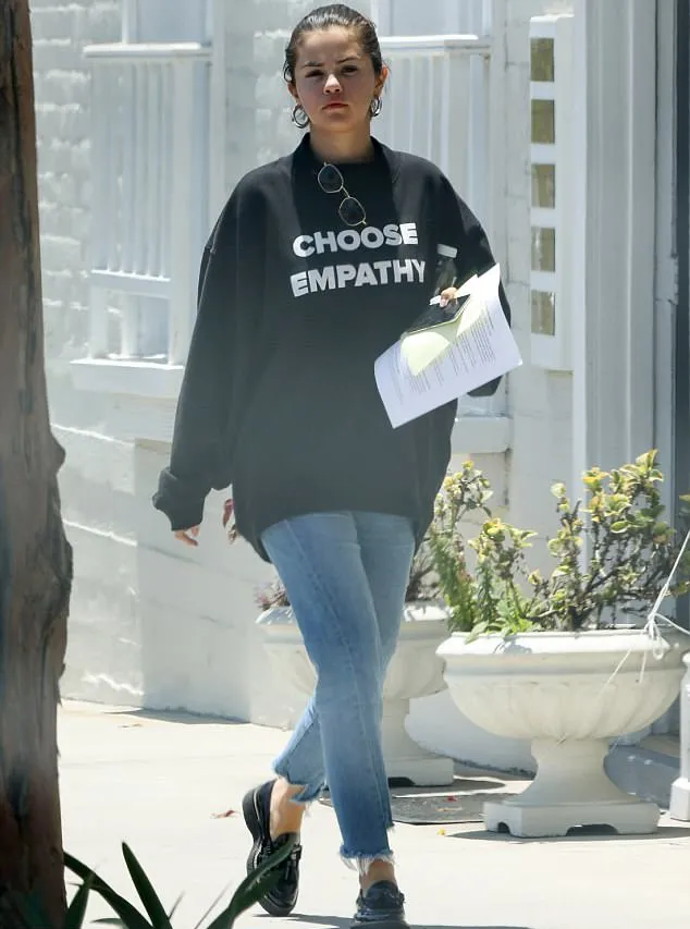 Inikah pesan untuk Justin Bieber? © BackGrid via dailymail.co.uk