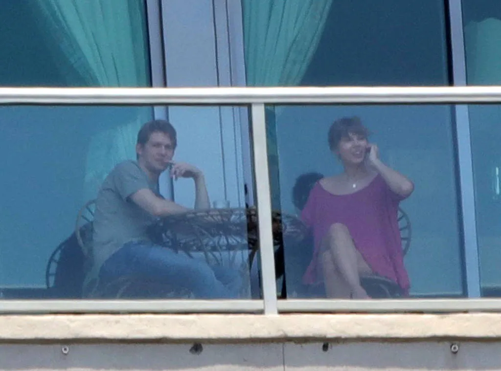 Joe dan Taylor dapat restu dari Selena © eonline.com