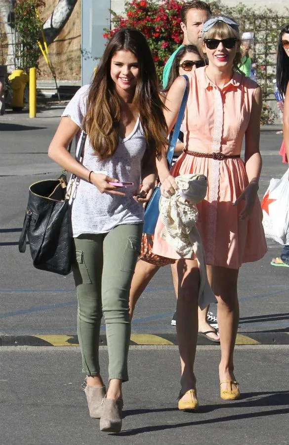 Selena dan Taylor @ istimewa