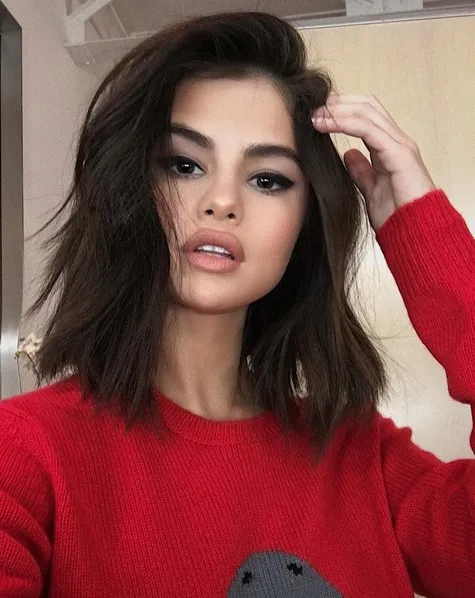 Rambut baru Selena, makin cantik deh ya! © instagram.com/hungvanngo