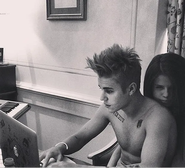 Justin Bieber - Selena Gomez @ thesun.co.uk