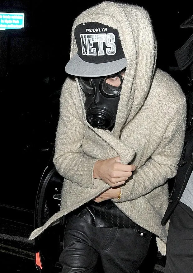 Salah satu penampilan aneh Justin Bieber @ thesun.co.uk