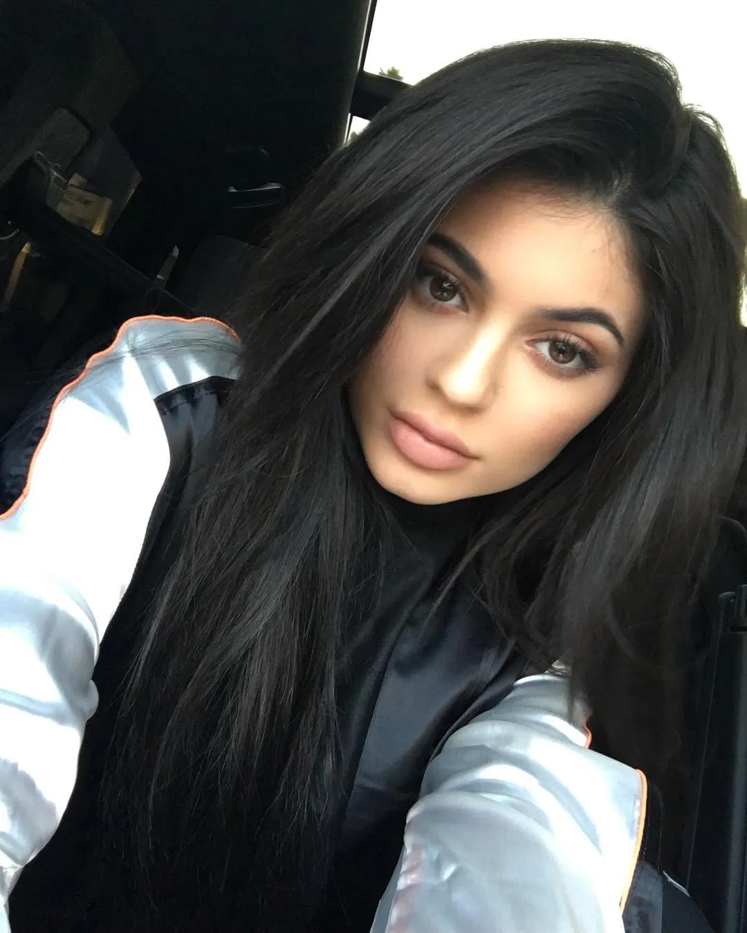 © instagram.com/kyliejenner