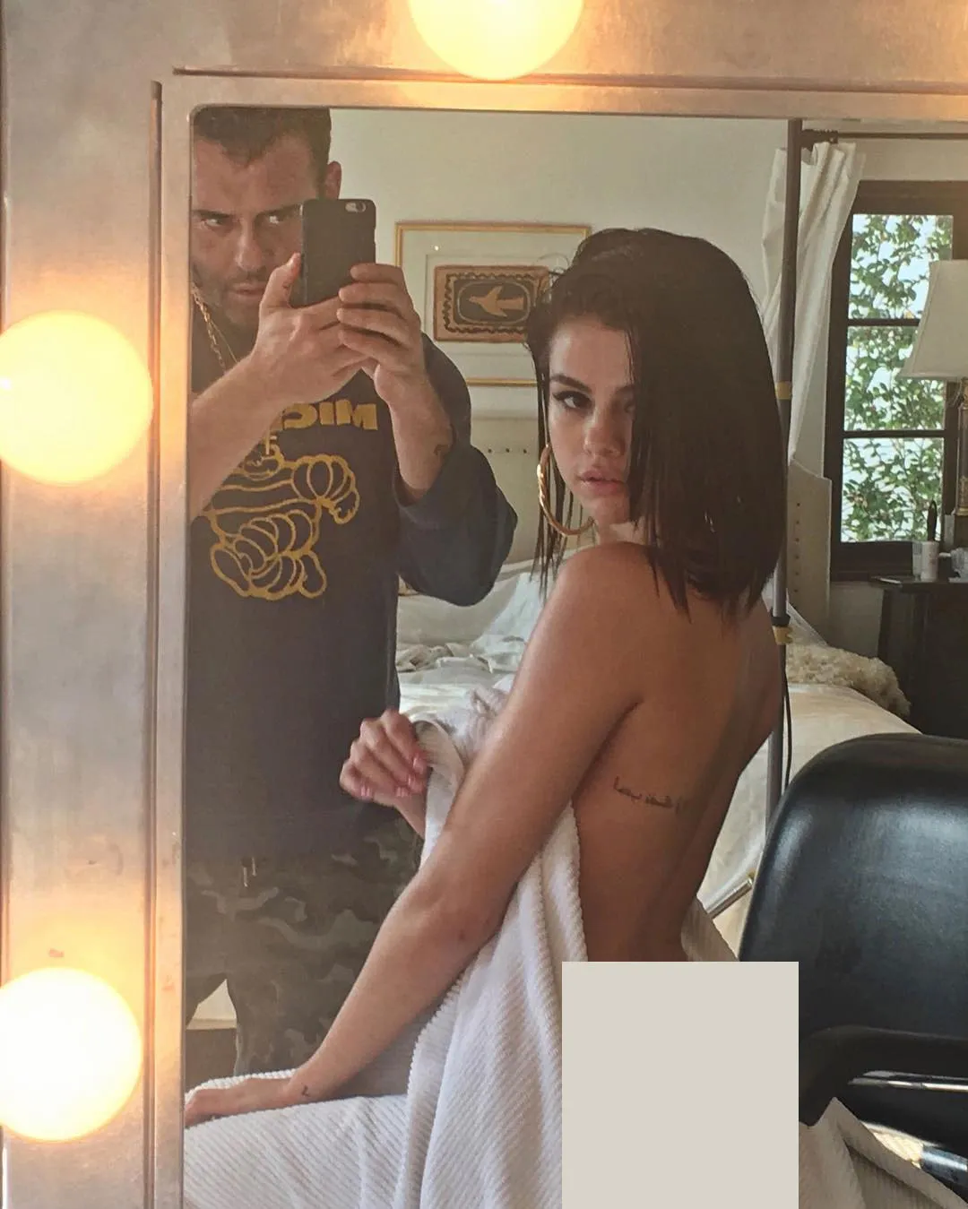 Selena Gomez berpose sensual © Instagram.com/mertalas