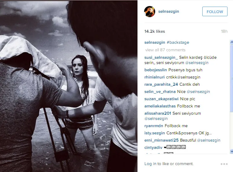 Ini dia pose eksotis Selin Sezgin saat jadi model © Instagram.com/selnsezgin