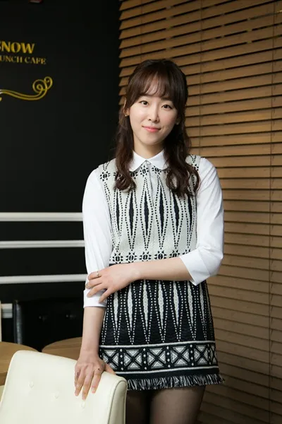 Seo Hyun Jin saat menceritakan bahwa data berat badan dalam profilnya nggak benar. ©mwave.interest.me