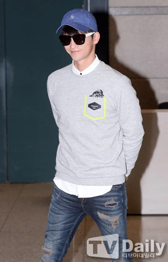 Seo In Guk yang jauh lebih kurus dari penampilan sebelumnya. ©nate.com