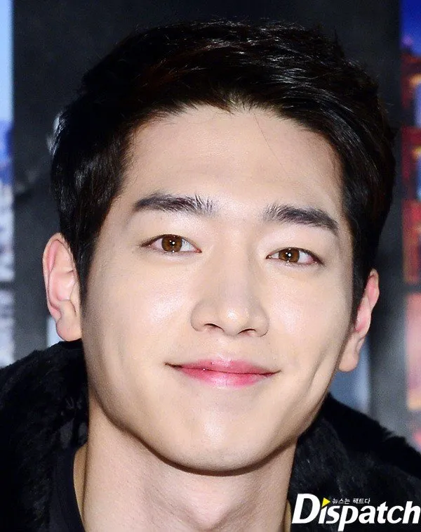 Biar foto close up, Seo Kang Joon tetap flawless © Dispatch