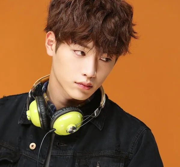 Seo Kang Joon menegaskan kalau dirinya tidak punya andil dalam dihapusnya scene Yoo Jung di drama. © soompi.com