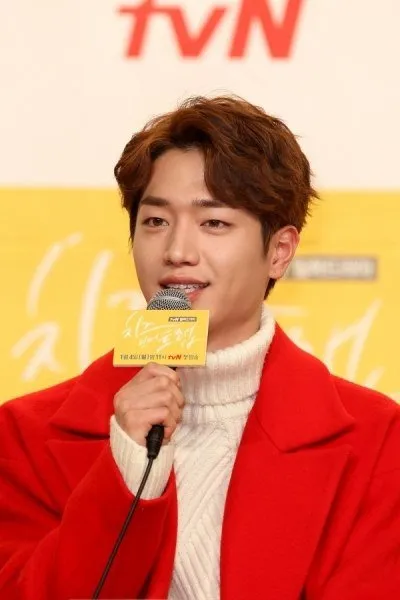 Seo Kang Jun senang bisa berakting sebagai anak muda. © hancinema.net