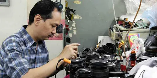 servis dengan harga murah (c)gadget.lintas.me