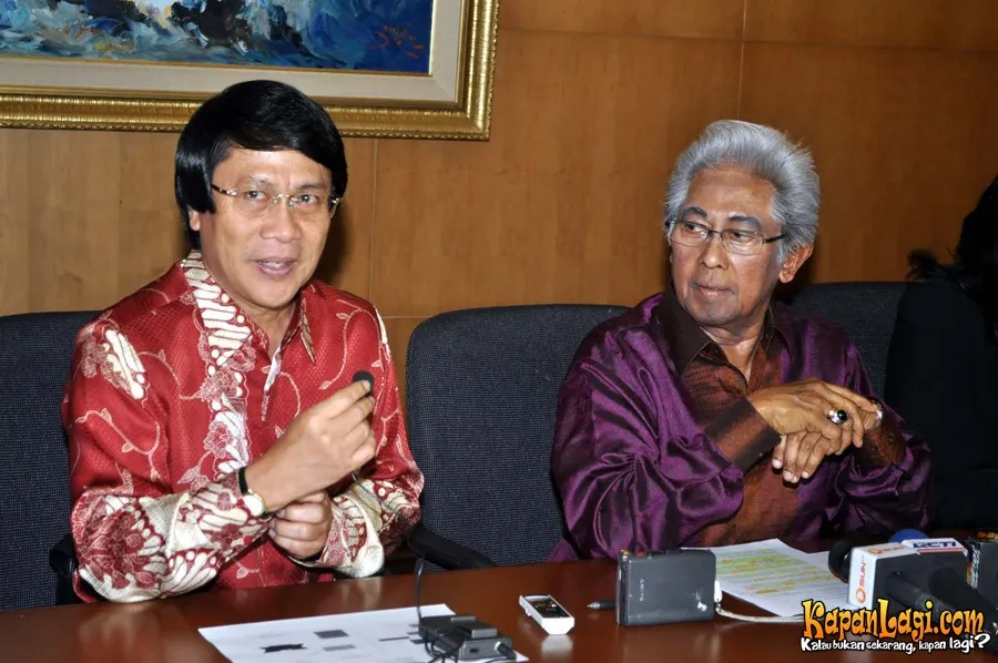 Seto Mulyadi bantah membela Dul dengan pernyataannya.