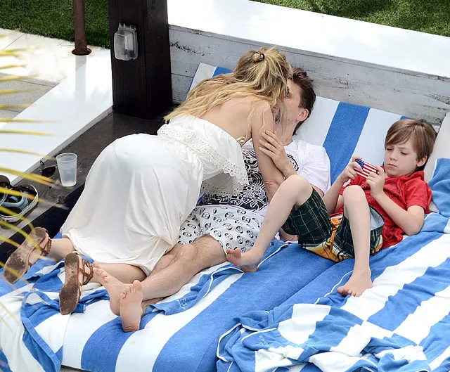 usmagazine.com