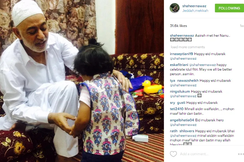 Aairah 'sungkem' ke ayah Shaheer, imut ya? @instagram/shaheernawaz
