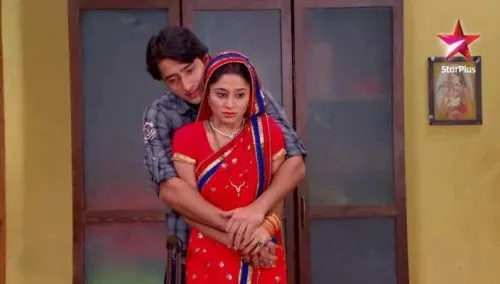 Shaheer dan Soumya di 'Navya...Dhadkan Naye Sawaal', bikin iri ya? @starplus