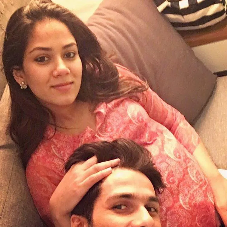Foto ini diambil Shahid beberapa hari lalu, tepat sebelum Mira kontraksi dan melahirkan anak pertama mereka ©instagram/shahidkapoor