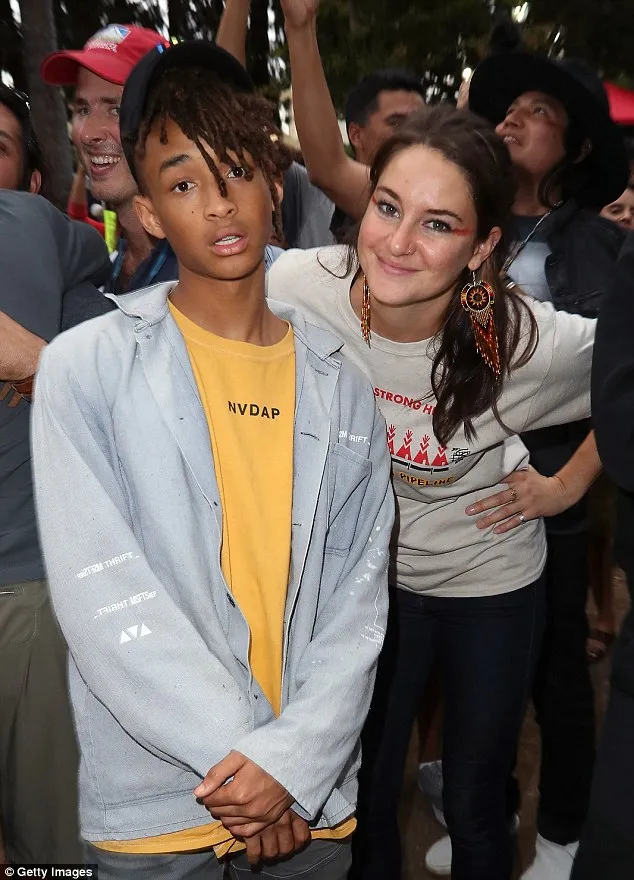 Shailene Woodley & Jaden Smith © Daily Mail
