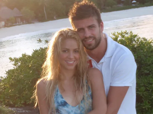 Shakira dan Gerard Pique. ©whoateallthepies.tv