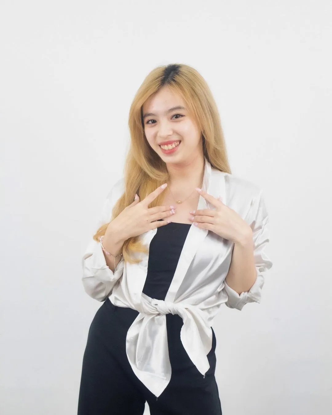 Potret Shalza Grasita, mantan member JKT48 (Sumber: Instagram/shalzaaaaaa)