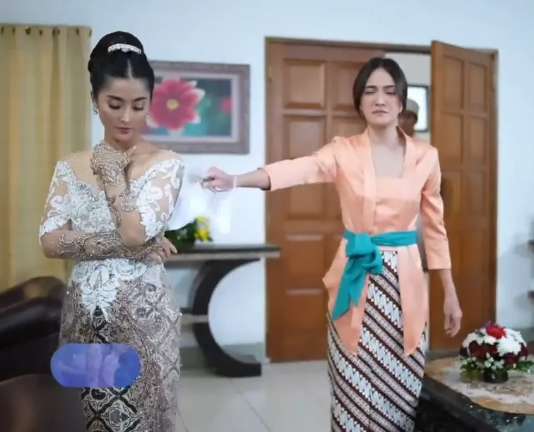Eva Anindita dan Shandy Aulia (Credit: Instagram/shandyaulia)