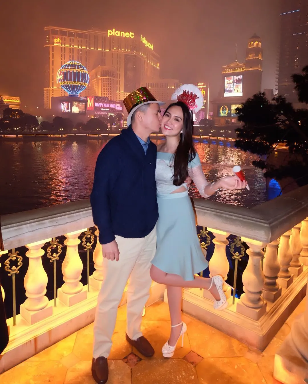 First kiss Shandy dan suami di tahun 2017 © Instagram/shandyaulia