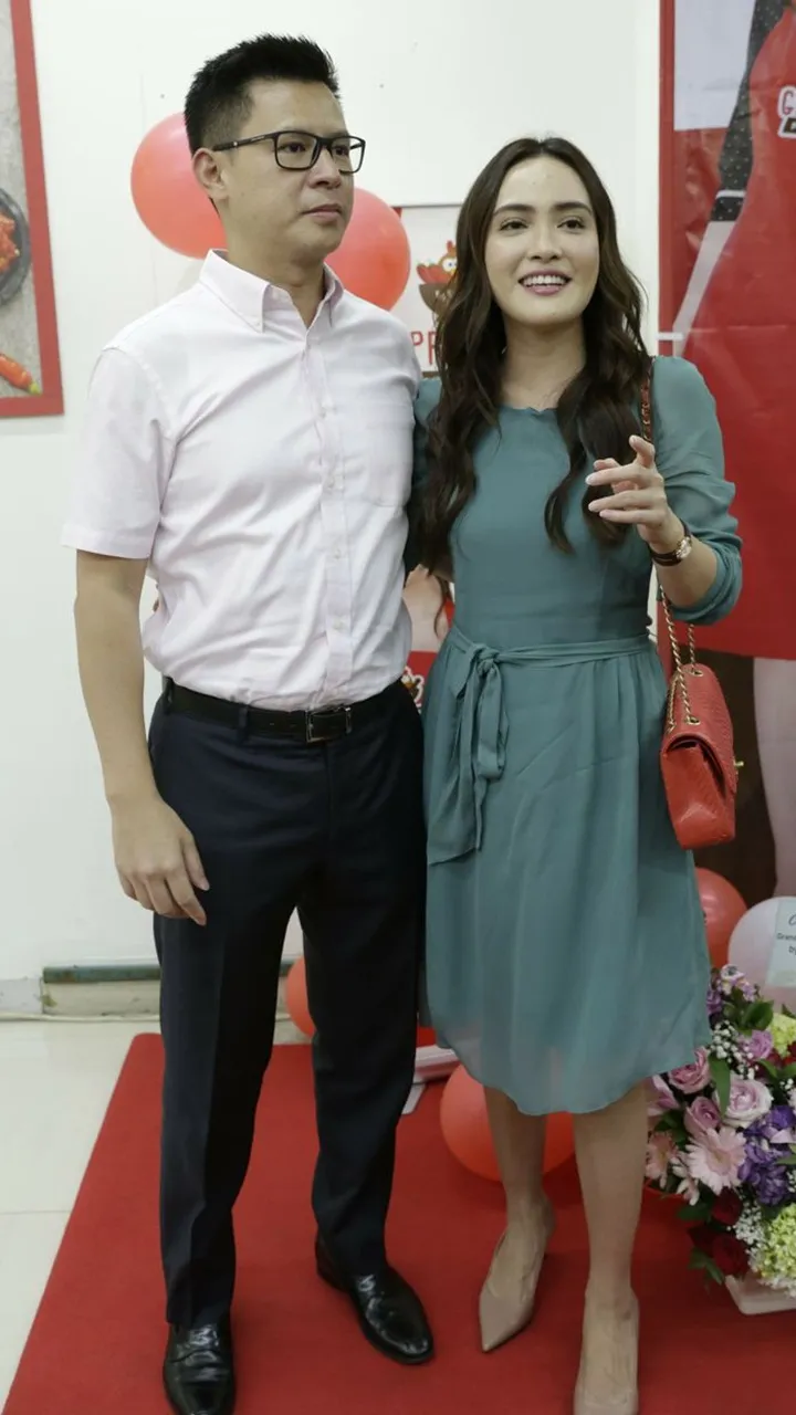 Shandy Aulia dan suami © Kapanlagi.com/Agus Apriyanto